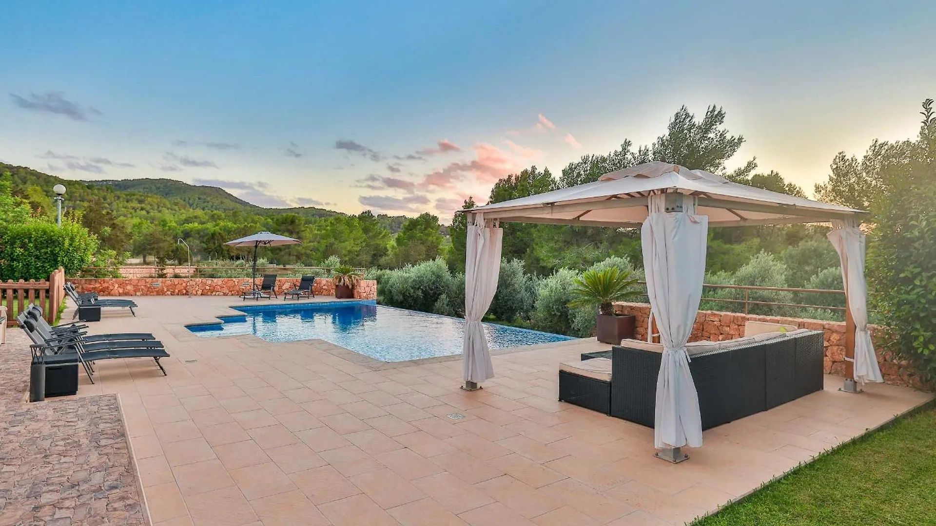 Casa Fenix Villa San Antonio  Spain